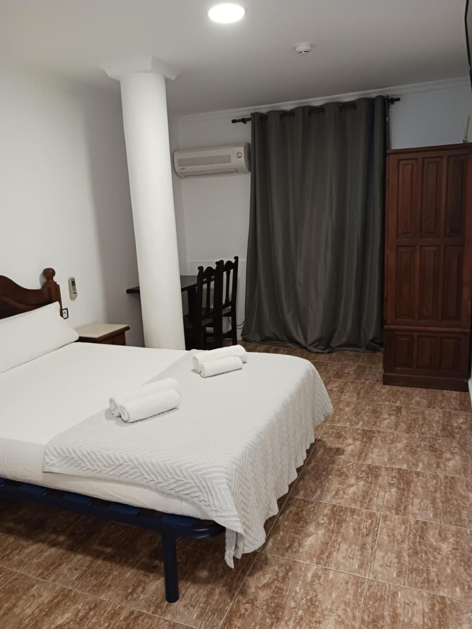 Hotel Manantiales Torremolinos Kültér fotó